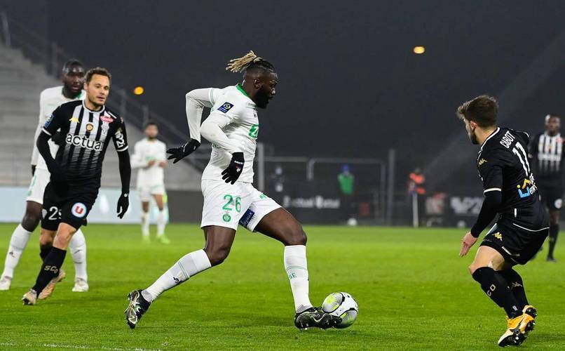 电竞赛事- 赛后法甲传出新动向；里昂伤情更新；管理层表态——悬念犹存；身体对抗强度拉满