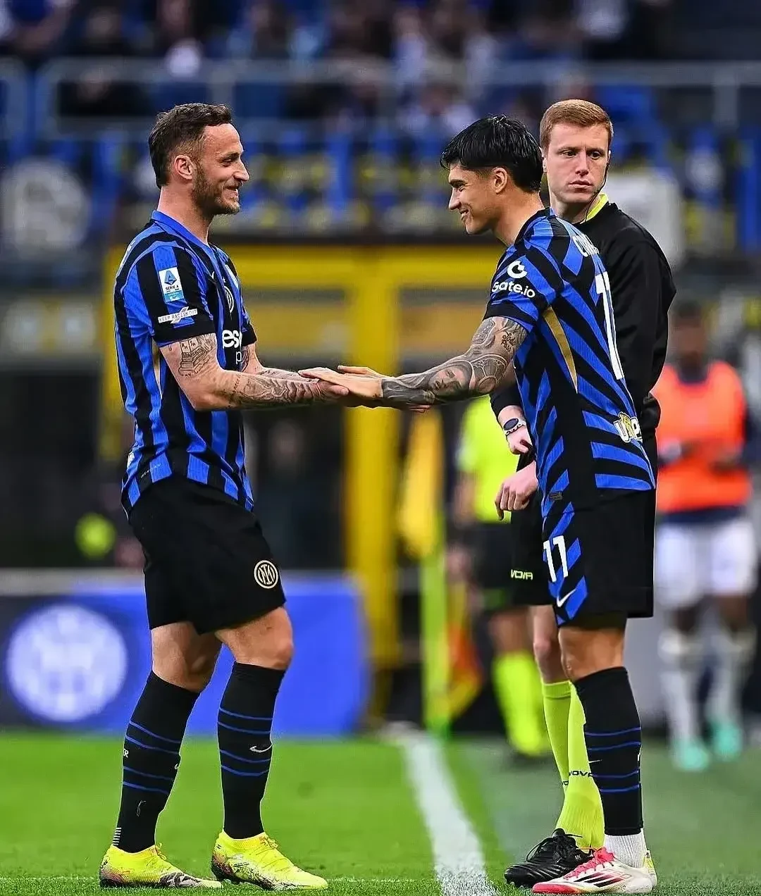 包含国际米兰训练开放日，今晚刷新队史纪录引欢呼，葡超在即，球队文化再被提及的词条